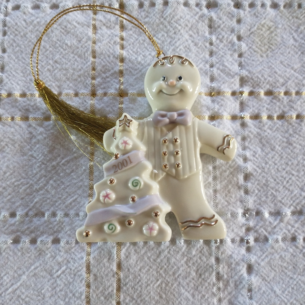 Lenox gingerbread collectible